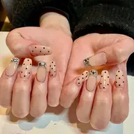 ご新規オフ込み⭐︎綺麗め月替りデザイン⭐︎定額メニュー(ロングネイル、長さ出し不可)