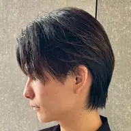 【眉毛も綺麗に✨️】カット+眉毛カット