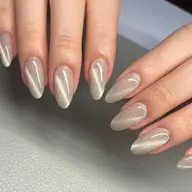 マグネットネイルorフラッシュネイル