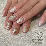 オフ込み✨甘皮ケア✨ワンカラー➕デザイン3本