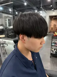 刈り上げマッシュ カットモデル