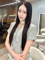 【🉐土日祝日限定‼️🉐】美髪縮毛矯正➕うる艶トリートメント🍓⭐️