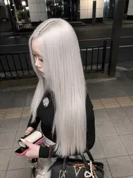 💕✨ブリーチで作る透明感ダブルカラー💕✨&ダメージ補修トリートメント×毛先カット付/大宮/ハイトーン/ブリーチ