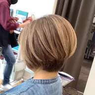 【大人気❣️】白髪ぼかしハイライト+透明感イルミナカラー🌈シャンプー込み🫧毛先料金別🌱