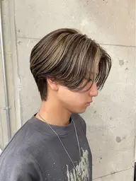 【メンズ限定】ハイライト+カット+マイクロバブルスパ+aujua treatment