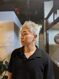 メンズカット+2回ブリーチ+カラー