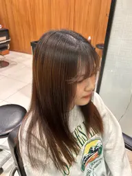 🌼前髪縮毛矯正🌼 ご相談次第でかける範囲を変えることができますので、御気軽にご相談ください!