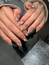 【Handオフ無】ベースカラーありフレンチネイル