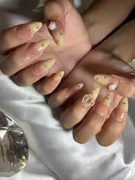 🍭🫧チップ(長さだし)やり放題🫧🍭オフ・ケア込み(２時間半以内)人気NO.1メニュー✨✨✨デザイン2種類