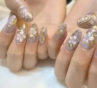 持ち込みOK❤️(デザイン自由、パーツ乗せ放題)❤️(オフあり、甘皮ケア付)💅オフ無料🆓