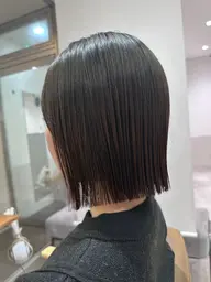 【✨️ボブ限定✨️】💎パツっとカット+髪質改善ストレート+髪質改善カラー💎