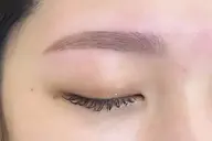 ナチュラルアーチ眉にしたい方へ🌟最後に無料で眉メイク仕上げ🎶簡単メイクレッスン付きで次の日からも綺麗が続く🪄︎︎