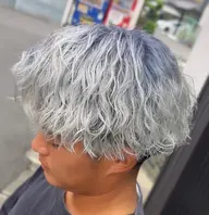 🧑‍🎨カット＋ハイブリーチ＋トリートメント(ケア剤込み)(メンズ)