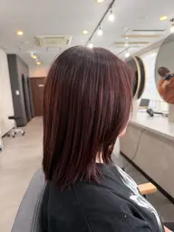 カット✂️レイヤーが得意です!19時〜のご案内になります!