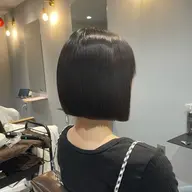 クオライン縮毛矯正+カット🖤※ブリーチ、ハイライト毛不可