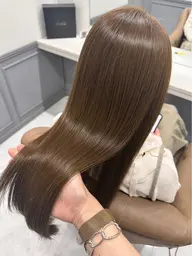✨8月限定✨カット➕ブリーチなしダブルカラー➕トリートメント【オリーブカラー/アッシュカラー】