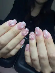💕ぷるぷる追光マグネットネイル ¥3790