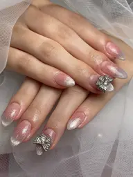 マグネットベース＋ラメグラデーション／マグネットベース＋カラーグラデーション／チーク＋マグネットフレンチ