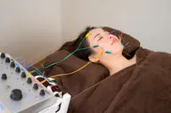 電気を流す美容鍼✨ライトコース✨女性鍼灸師対応