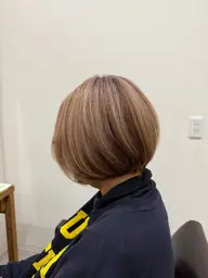 【白髪ぼかしも可💫】ハイライト➕オンカラー(トリートメントサービス)