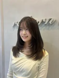 ゲリラクーポン💝トレンド艶カラー+艶トリートメント