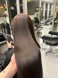 【ミニモ限定】🦋地毛風全体ストレート🦋うねり・パサつきを抑えてツヤツヤ美髪に🩵ミニモ学割/表参道駅