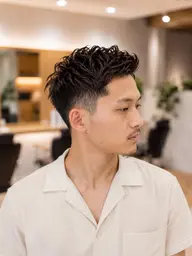 【直毛でも朝5分で整う】メンズパーマ＋カット＋顔剃り¥16,500→¥3,300
