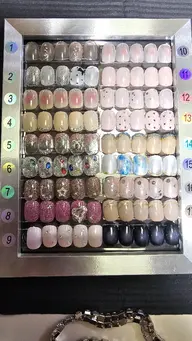 オフ無し限定!定額ネイル💅予約時、何番か教えてくださいね😊