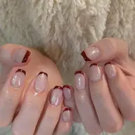 💎定番なフレンチネイル💎🤍初回オフ無料💙ベース色あり