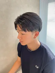 《ミニモ学割》🦋高校生まで限定🦋柔らかい髪にボリュームダウンカット!全体縮毛矯正(メンズカット+縮毛矯正)