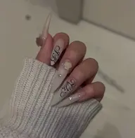 お任せ💅🏻💞  ワンホンデザイン🎀