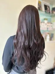 🕊️秋のイメチェン♡ツヤ感カラー　カラーと最高高級トリートメントのお得なクーポンです！別途シャンプーブロー代