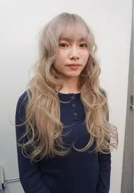 【新規1回限り❗️】カット+1ケアブリーチWカラー+トリートメント