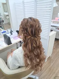 🦄ヘアセット🥀 カジュアルやイベント、ブライダルやナイトの方など幅広く承ってます!!