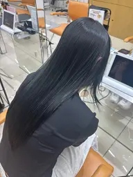 【ツヤ髪になりたい方✨️】髪質改善カラーLv1🫧✨️➕カット✂️
