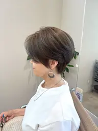 【1名限定!0円でご案内✨️】ショートorミディアムカット!