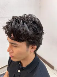 メンズのカットと眉カットもつくお得なメニューです！