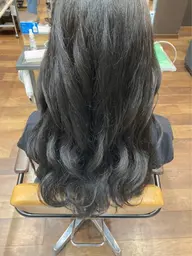 新登場‼️デトックスカラー🎨髪のしなやかさと色持ちの良さを是非、体験してみて下さい‼️