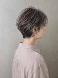 【平日限定】白髪ぼかしハイライト＋カラー｜カット有無選択可｜8,330円