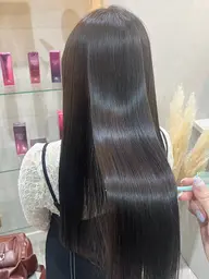 【冬に向けて美髪ケア✨🍂】Aujuaプレミアムトリートメント+メンテナンスカット