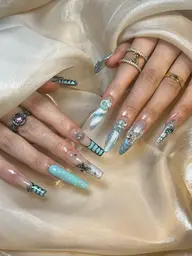 10本チップ長さだし💝持ち込みデザイン(500 種類パーツ付け放題)