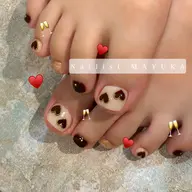 👣フット 片足2本ずつアートネイル🐠🤍