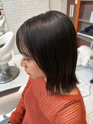レディースカット　サラ艶美髪トリートメント付　5300円