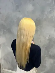 【伸びた根元を綺麗につなぐ✨️ブリーチリタッチで美しいハイトーンをキープ】ケアブリーチリタッチ