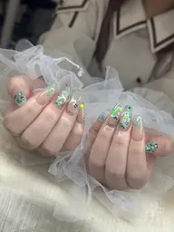10本長さだし、プラッシュネイルorラメネイル