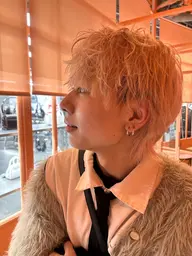 ブリーチ（リタッチ）➕カラー