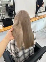 ハイトーン目指したい方✨ケアブリーチ1.5回+ケアカラー+4step treatment