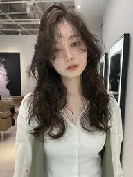 🉐（Ｕ２４以下限定）パーマ+カット🌀✨