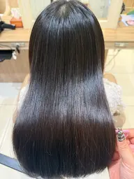 縮毛矯正+トリートメント💇🏻‍♀️✨🫧