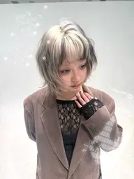 【ブリーチ】🩷ケアブリーチWカラー➕髪質改善トリートメント🩷エアンス¥24700